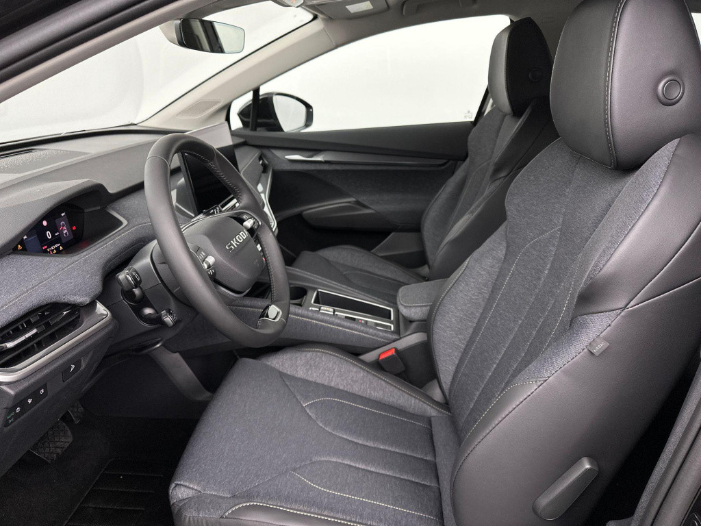 Skoda Elroq business edition elektromotor 210 kw / 286 pk suv