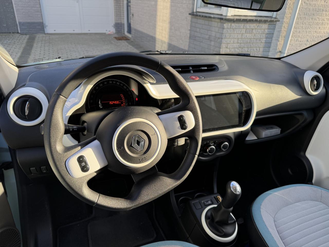 Renault Twingo 1.0 SCe uit 2016 met airco, cruise control, Apple carplay