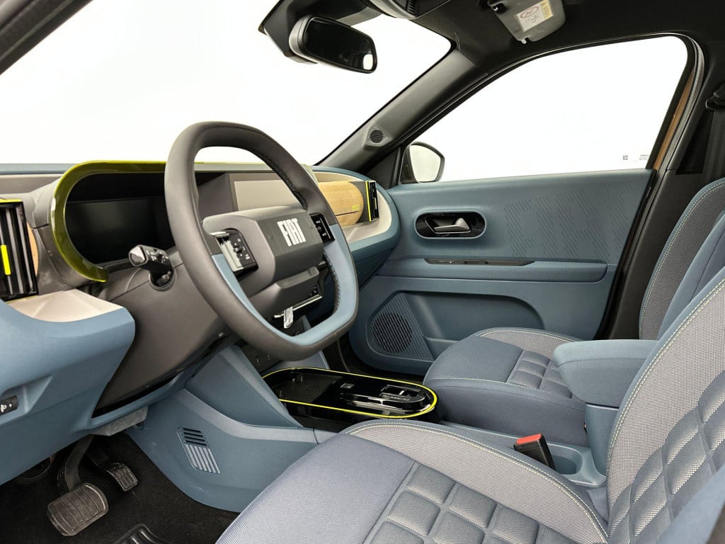 Fiat Panda grande la prima 11 kw 44 kwh || demonstratie model || navigatie