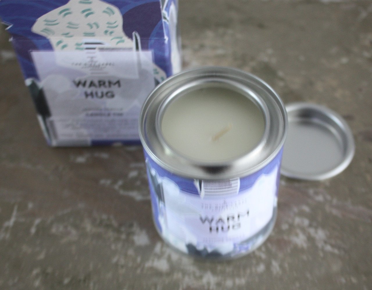 Nieuwe kaars warme hug