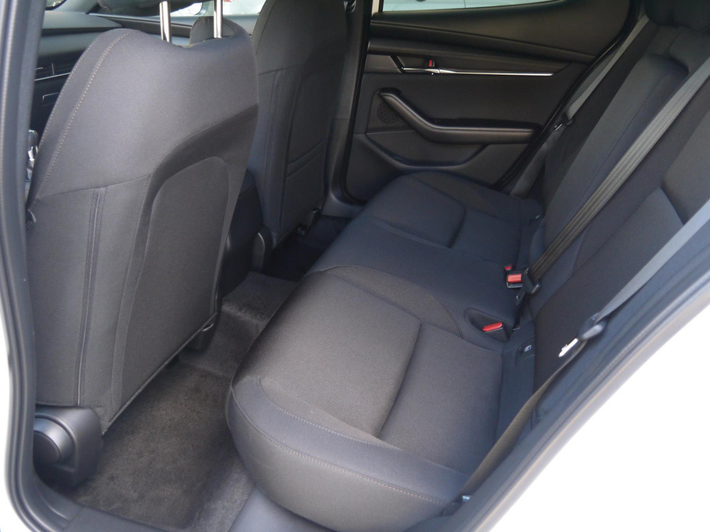 Mazda 3 2.0 e-skyactiv-g m hybrid 122 exclusive-line design pack
