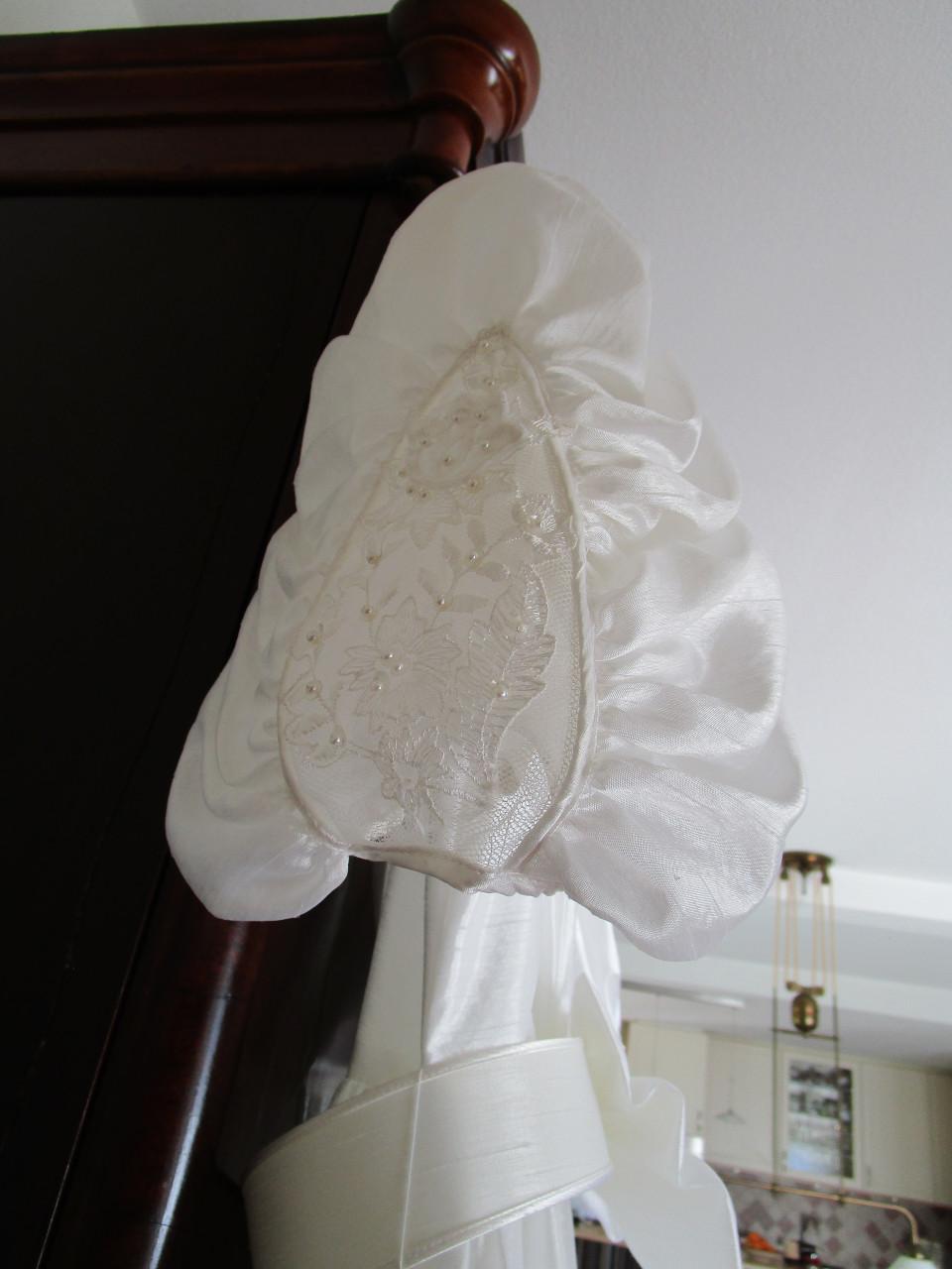 Nagenoeg nieuwe bruidsjurk