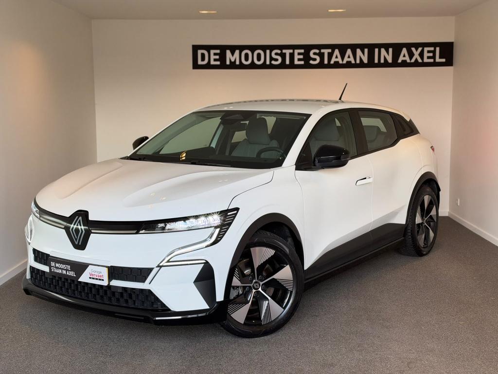Renault Megane E-tech ev40 standard charge equilibre
