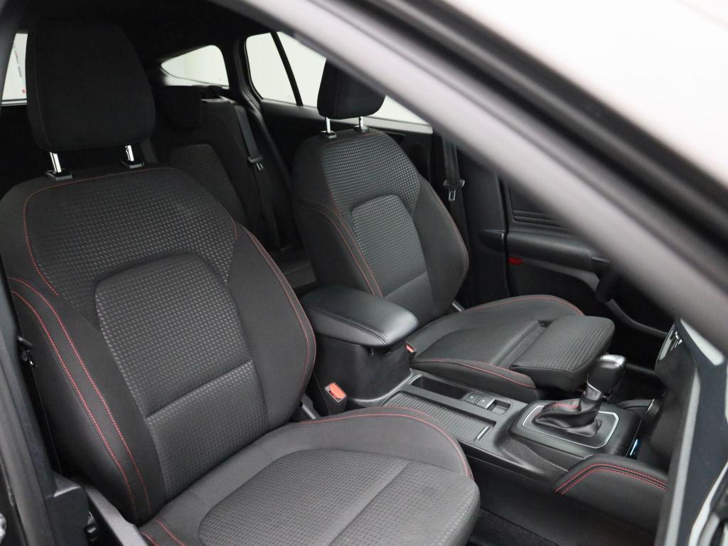 Ford Focus wagon 1.0 ecoboost hybrid st line x