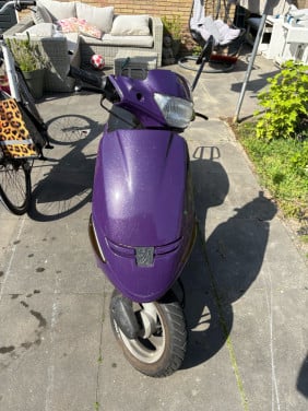 Peugeot zenit metallic paars