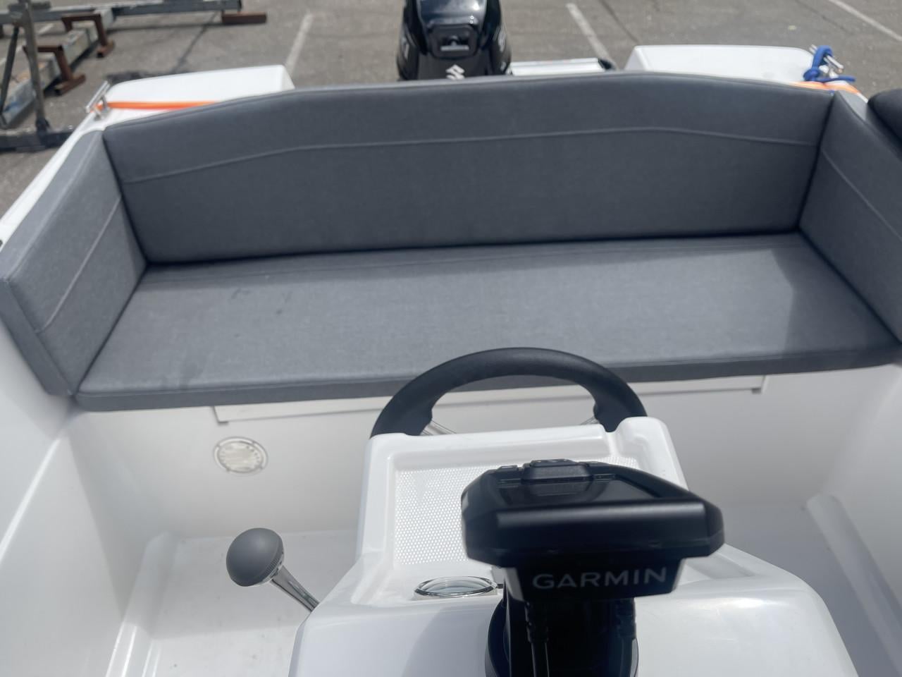 Te koop Flippersloep 485 zo goed als nieuw met Suzuki 15 pk