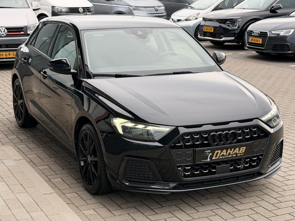 Audi A1 Sportback 25 tfsi pro line | apple carplay | lane assist | 18 inch 