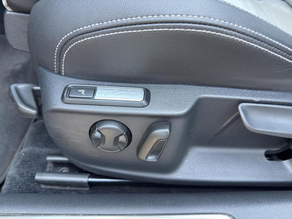 Volkswagen Passat variant 1.4 tsi act connected series plus | r-line | mass