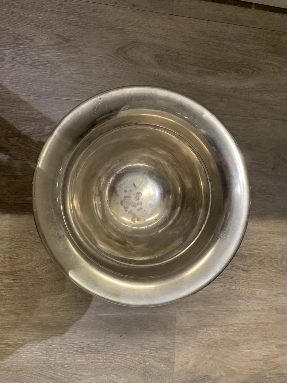 Verzilverde champagne koeler