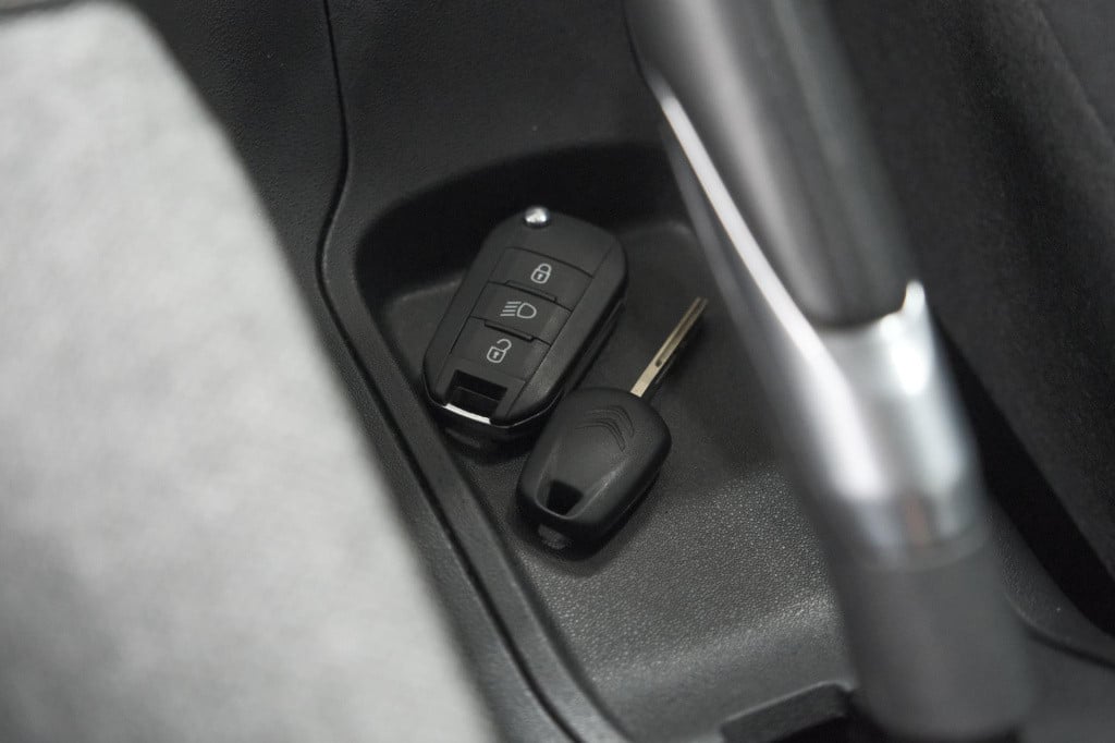 Citroen C3 puretech 80 s&s origins | camera | parkeersensoren | apple carpl