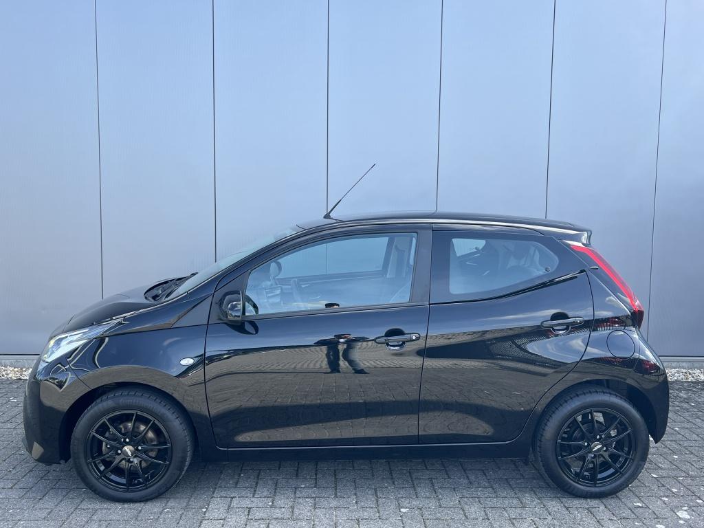 Toyota Aygo 1.0 vvt-i x-play | apple carpl./android auto | dealeronderhoude