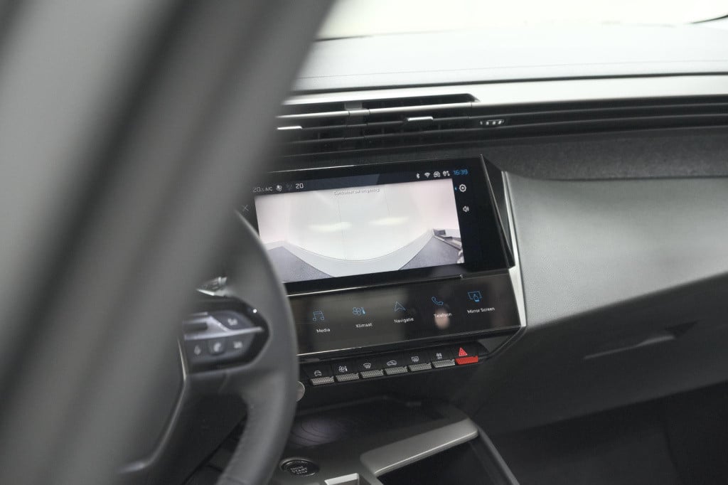 Peugeot 408 1.2 hybrid 136 e-dsc6 allure | 360 camera | navigatie | parkeer
