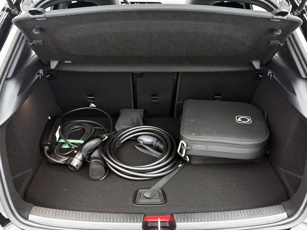 Mercedes-Benz A-Klasse 250 e business solution amg | parkeerpakket met acht