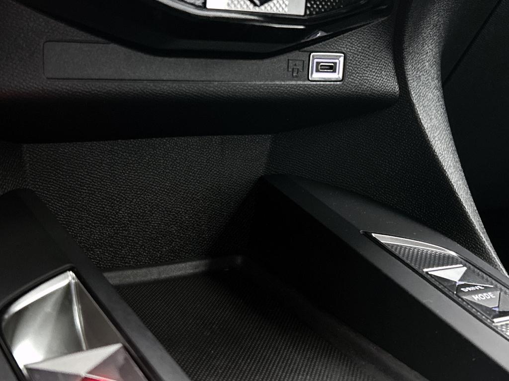 Ds Ds 3 100 pk performance line | rijklaar | keyless entry | alcantara | pa