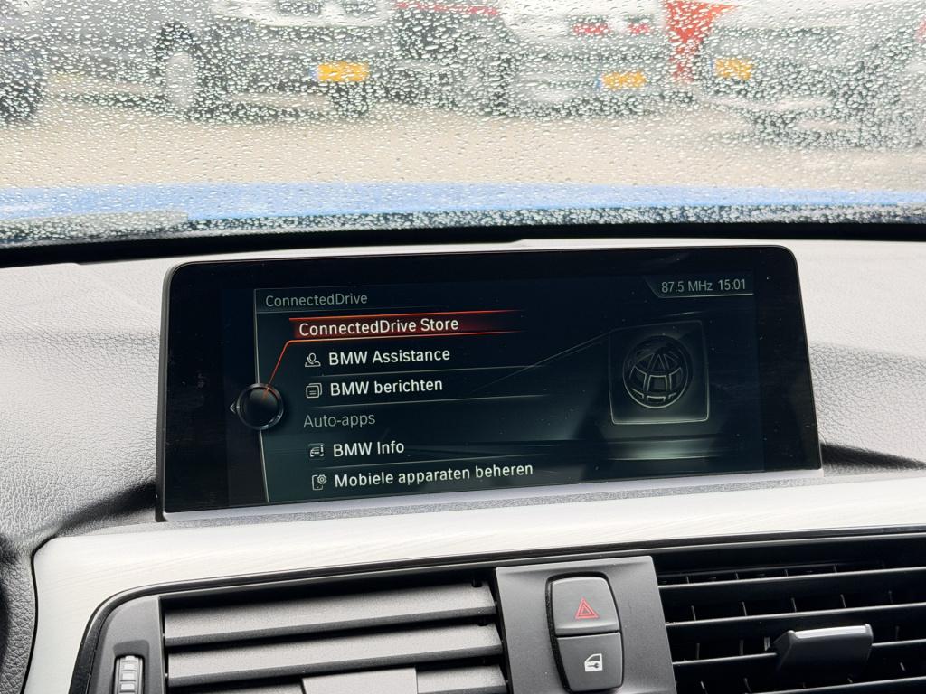 BMW 3-serie 320i m-sport | cruise | stoelverwarming | navi | leder | led |