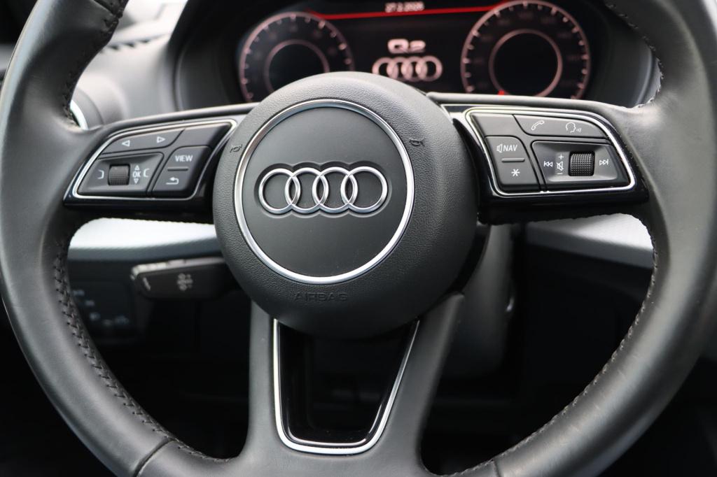 Audi Q2 35 tfsi s edition 150pk s-tronic | panoramadak