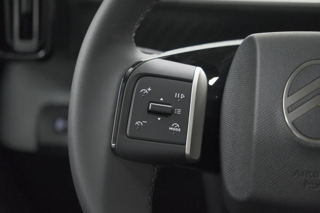 Citroen C3 Aircross 1.2 hybrid 145pk max | camera | dodehoekdetectie | navi