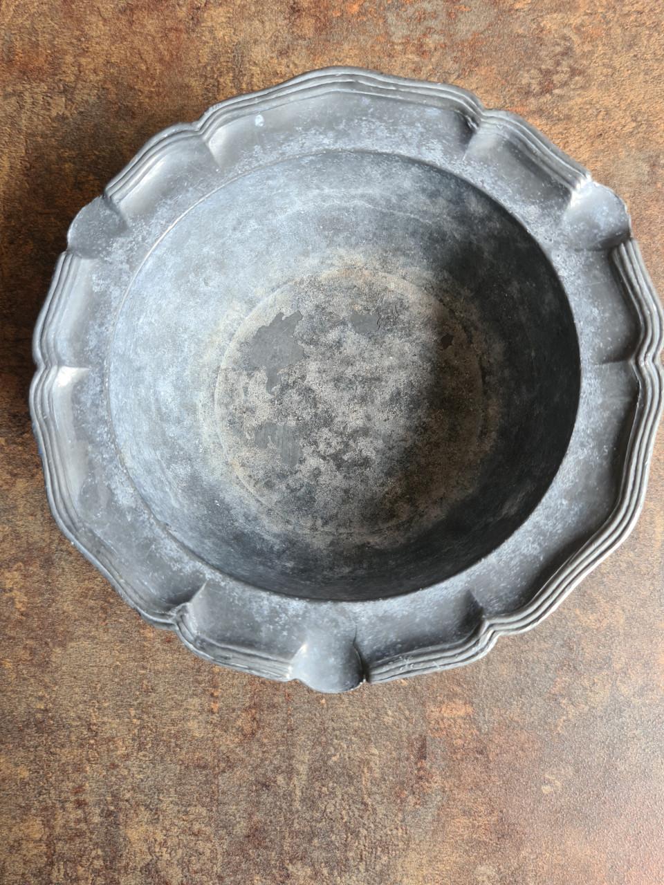 Prachtige antieke tinnen asbak perfect voor decoratie of als verzamelobject