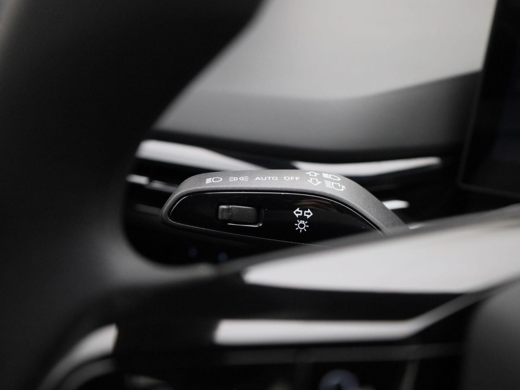 MG 4 standard 51 kwh | automaat | climate control | apple carplay/android |