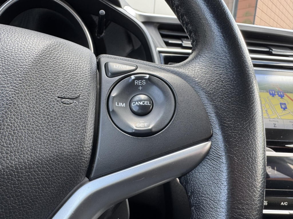 Honda Jazz 1.3 i-vtec elegance automaat | navigatie | camera | stoelverwarm