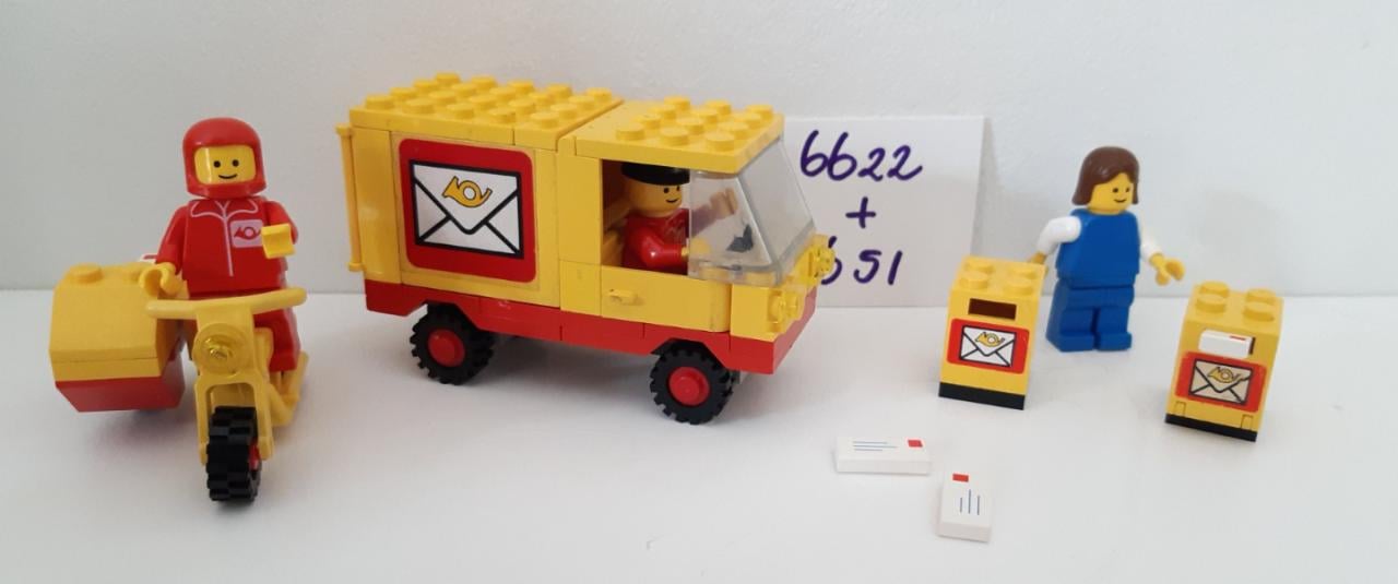Lego Classic 6622 + 6651: postbode op motorfiets en postbus met chauffeur