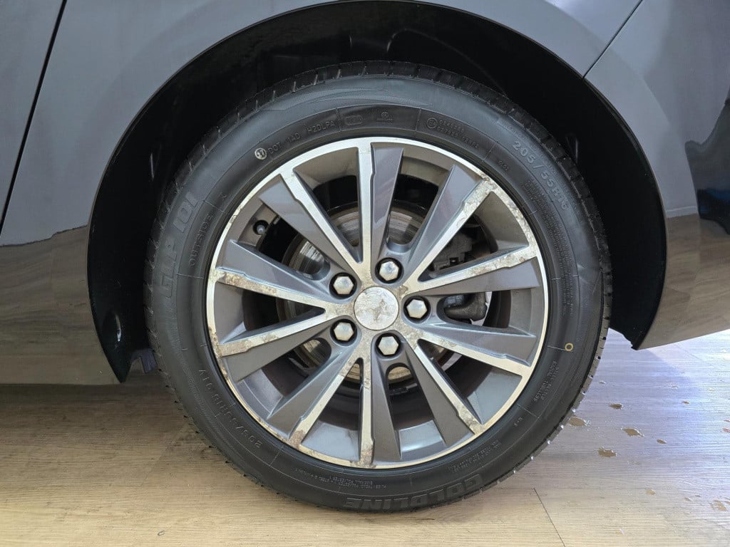Peugeot 308 sw occasion stationwagen met trekhaak en grote kofferbak | twee