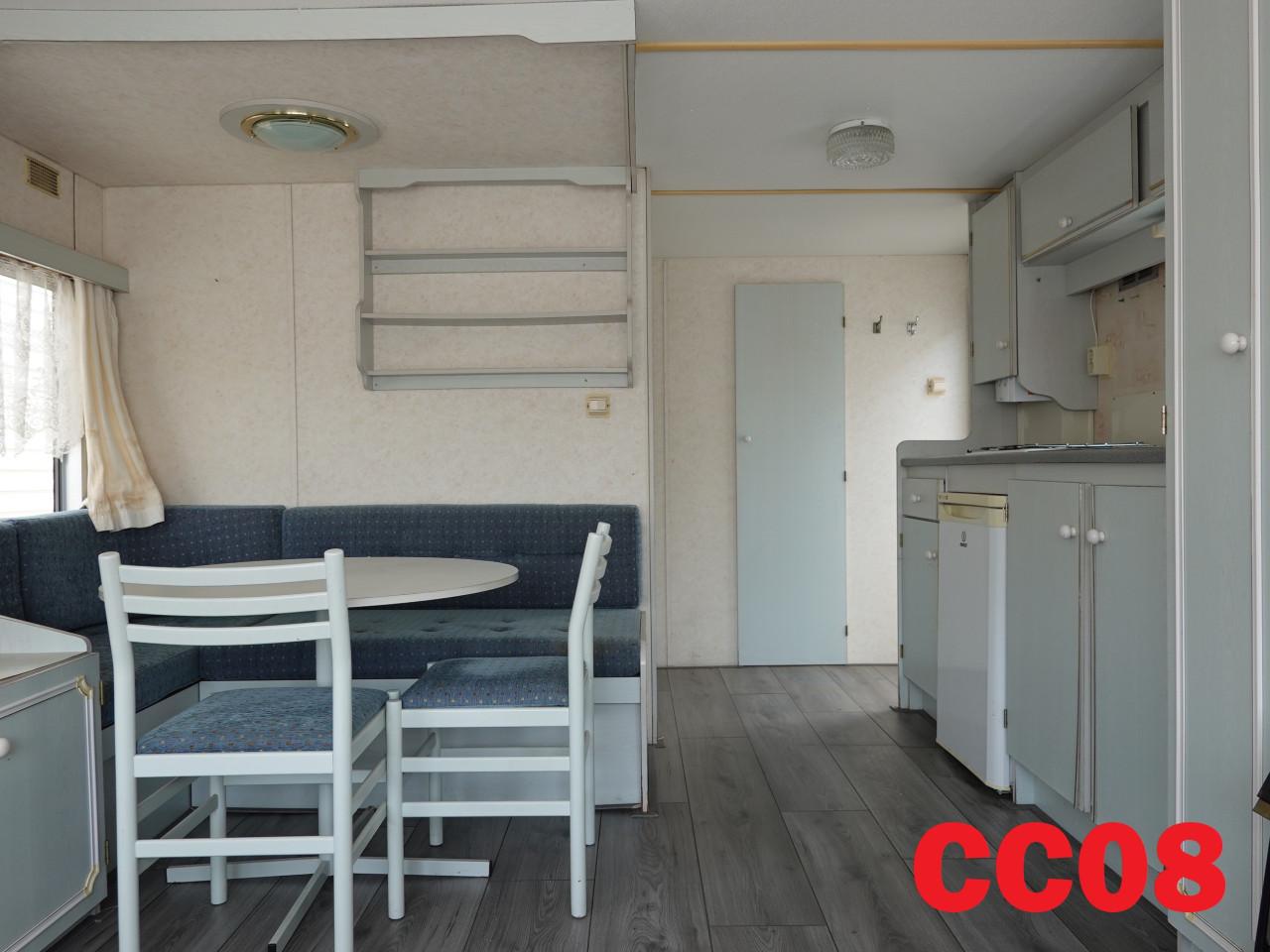 Div. modellen compacte stacaravans en chalets 1 of 2 slaapkamers te koop