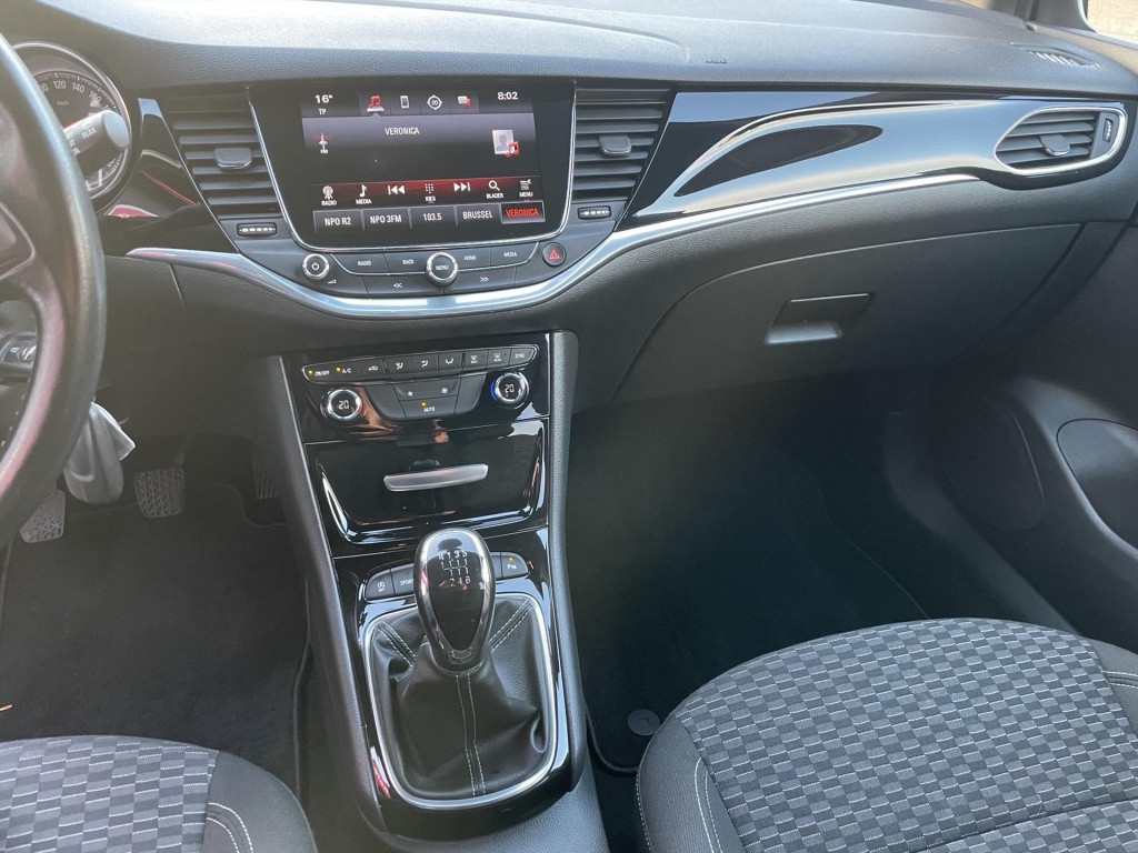 Opel Astra 1.4 turbo 92kw 5d