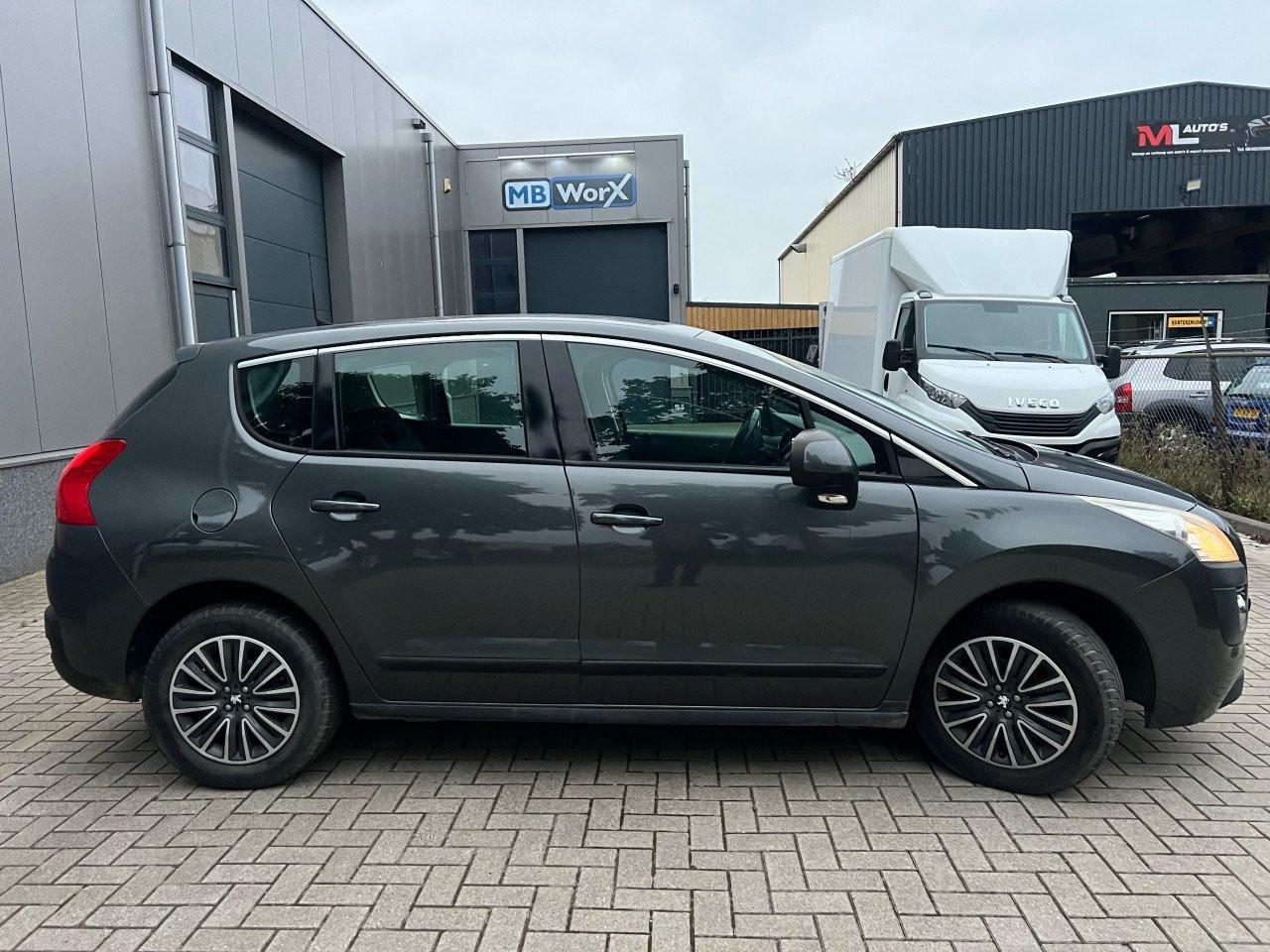 Peugeot 3008- 1.6VTI Blue Lease Vol Jaar Apk