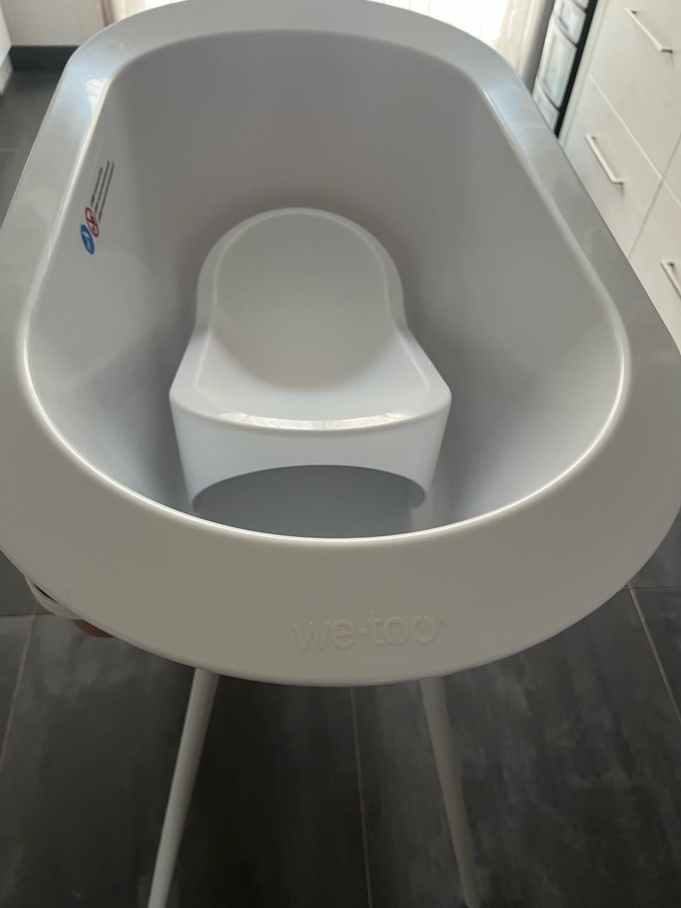 Babybadje van het merk we-too