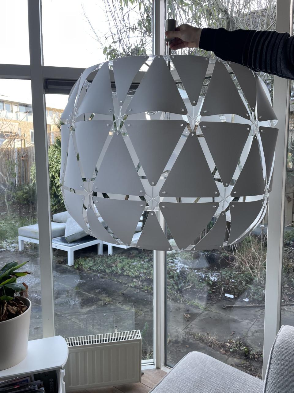 Mooie moderne grote witte design hanglamp
