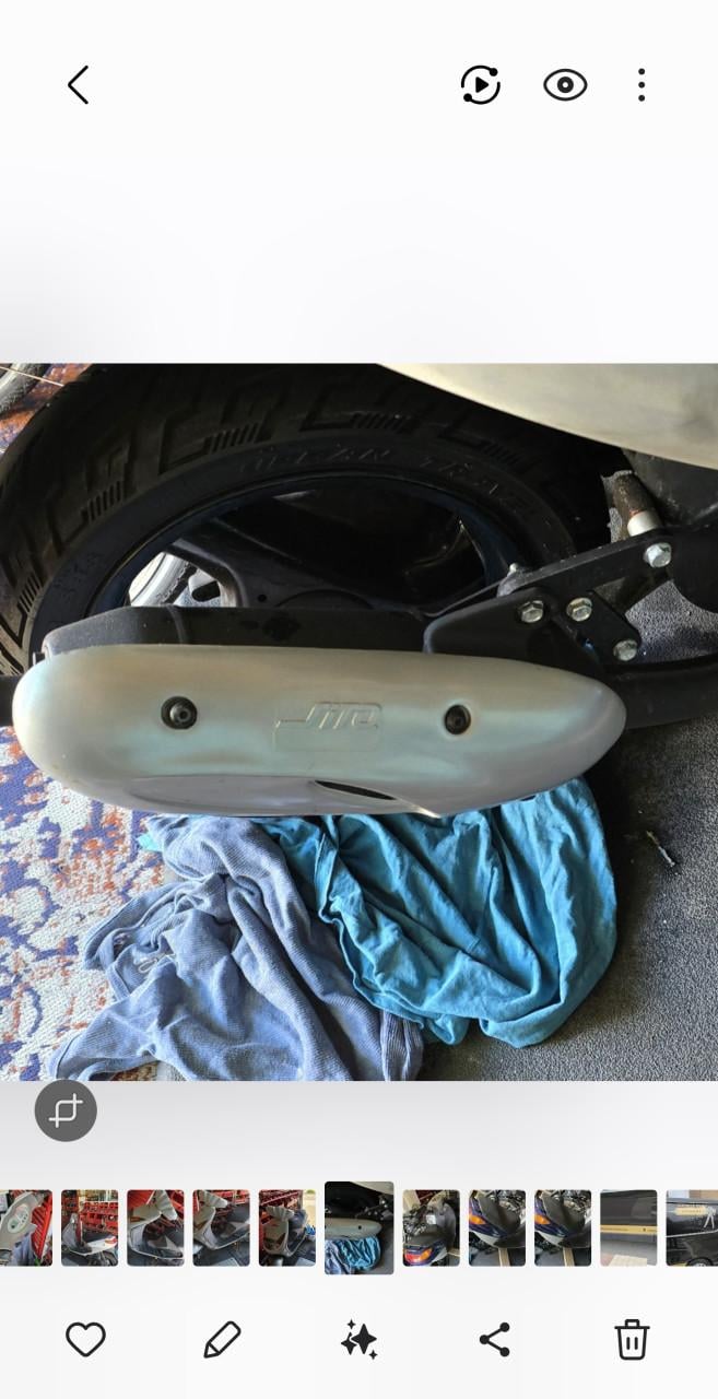 Vivacity snor scooter nieuwe uitlaat en band