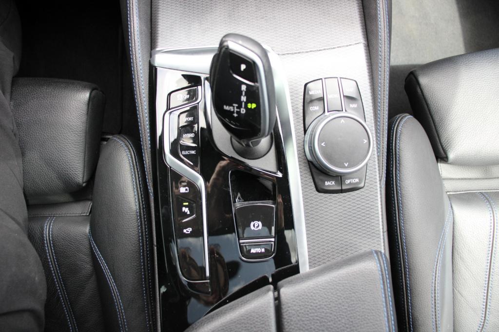 BMW 5 Serie 545e xdrive m-sport | schuifdak | 360 | head up | acc | el.trek