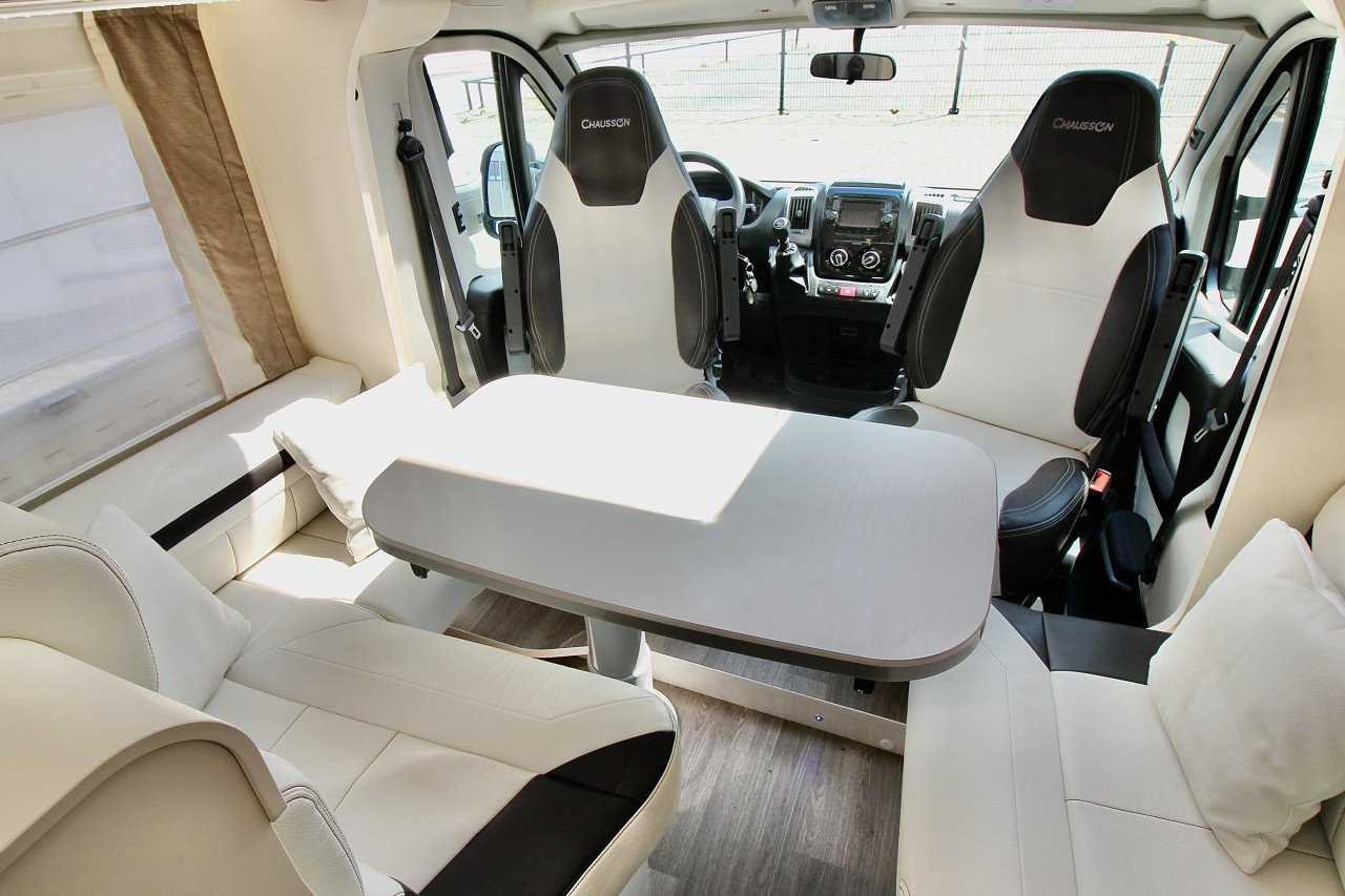Chausson Welcome 728EB(Queensbed+hefbed, eerste eigenaar, als nieuw!!)
