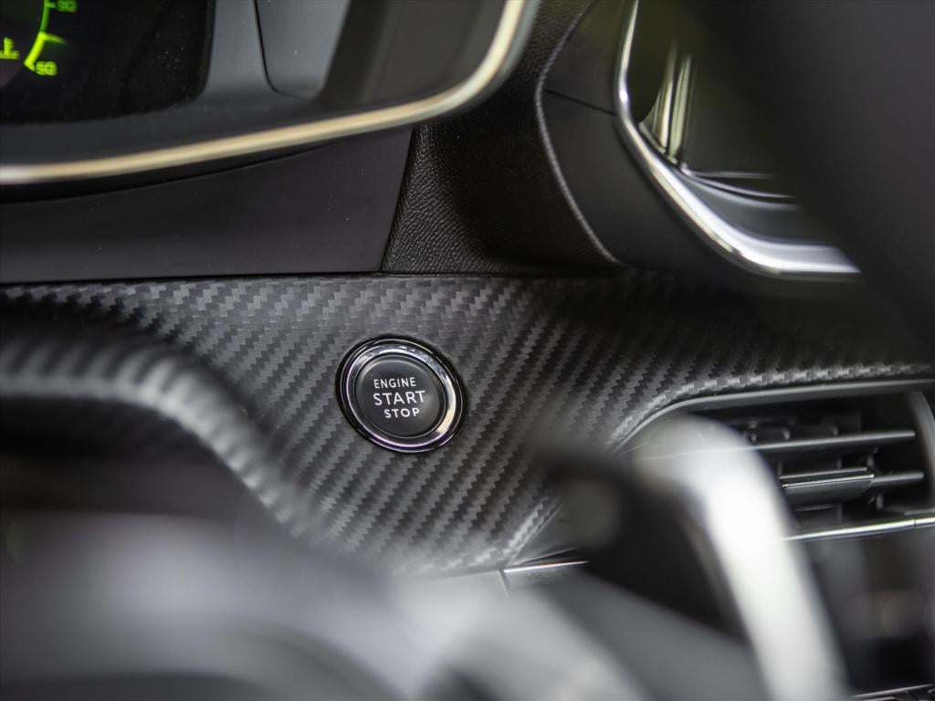 Peugeot 2008 1.2 puretech 130pk gt automaat | panoramadak | leder | elek. s