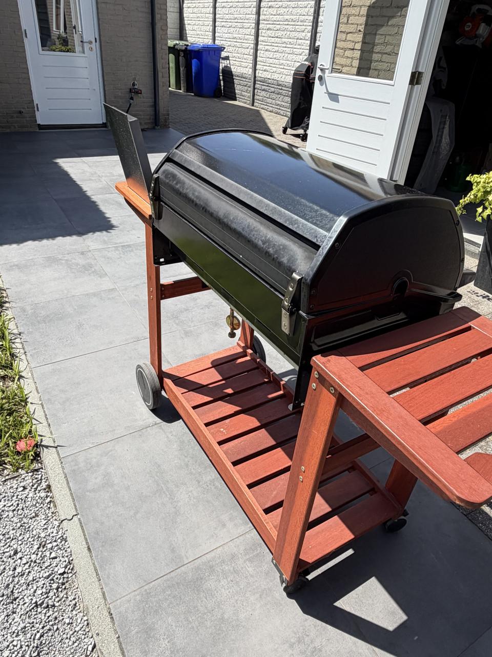 BEEFEATER Gasbarbeque