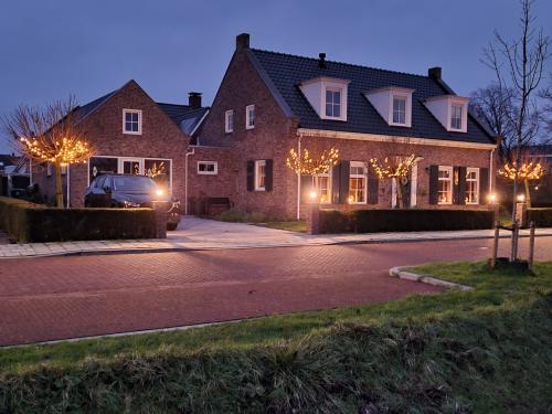 Gevraagd hulp in de huishouding
