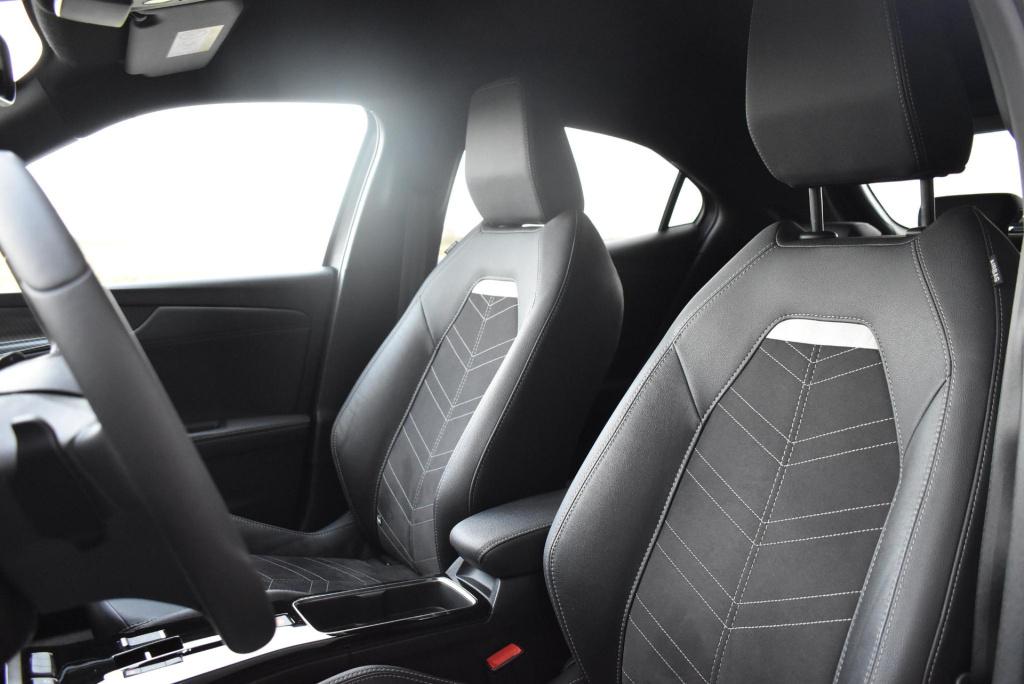 Opel Mokka 1.2 turbo ultimate | automaat | camera | navigatie | massagestoe