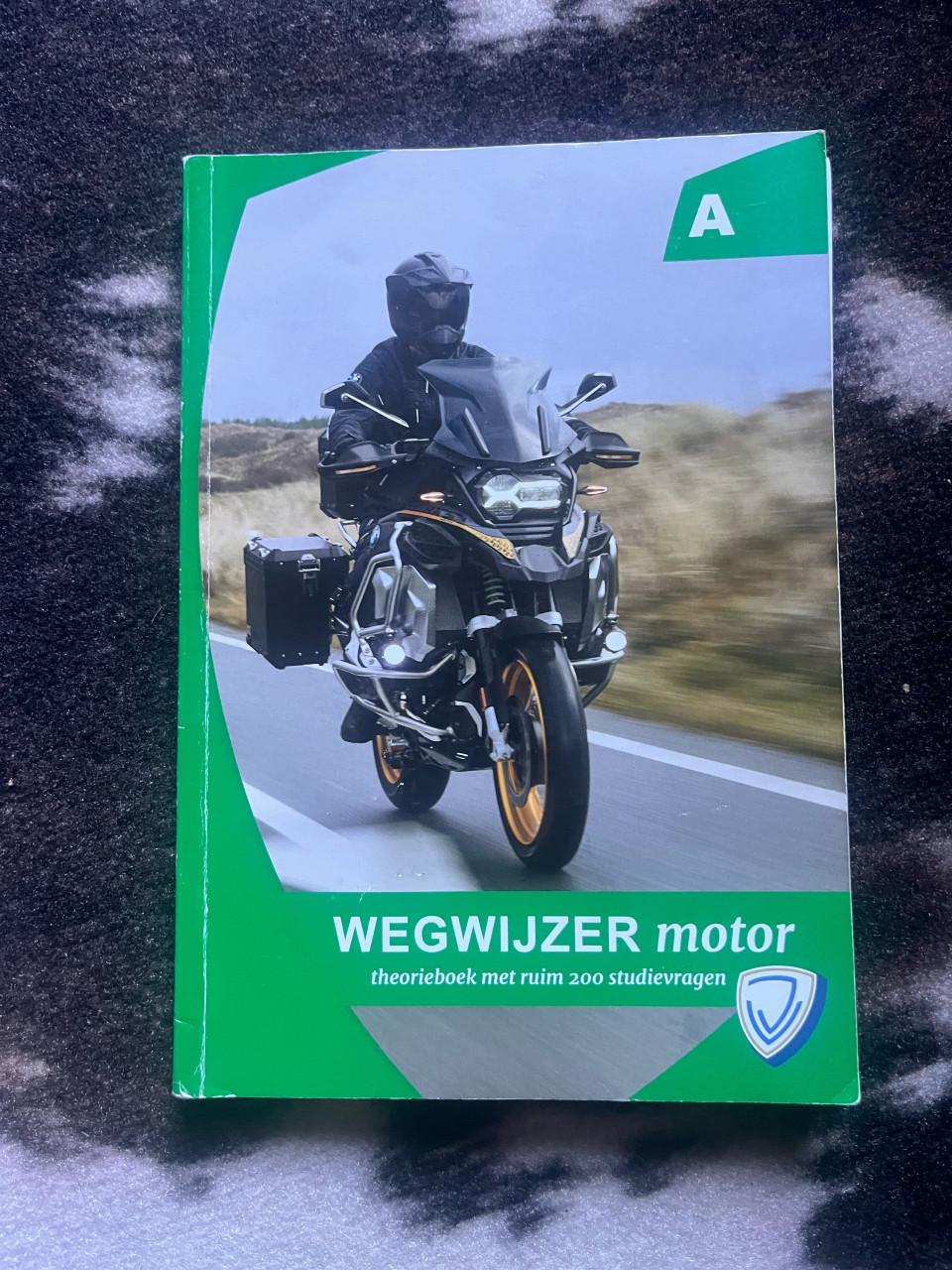 Motor theorie boekje