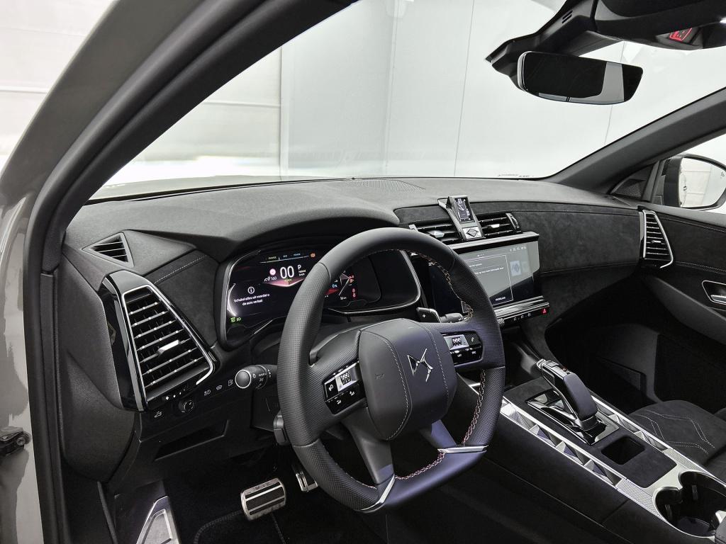 Ds Ds 7 1.6 phev 225 ligne business 0 km | nieuwprijs €.58.600,- | nu met €