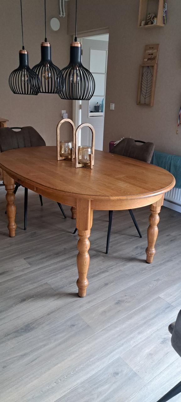 Te koop complete eikenhouten  meubelset