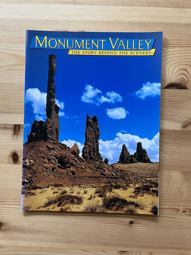 Te koop boeken van de Amerikaanse natuurparken plus RoadAtlas Rand McNally