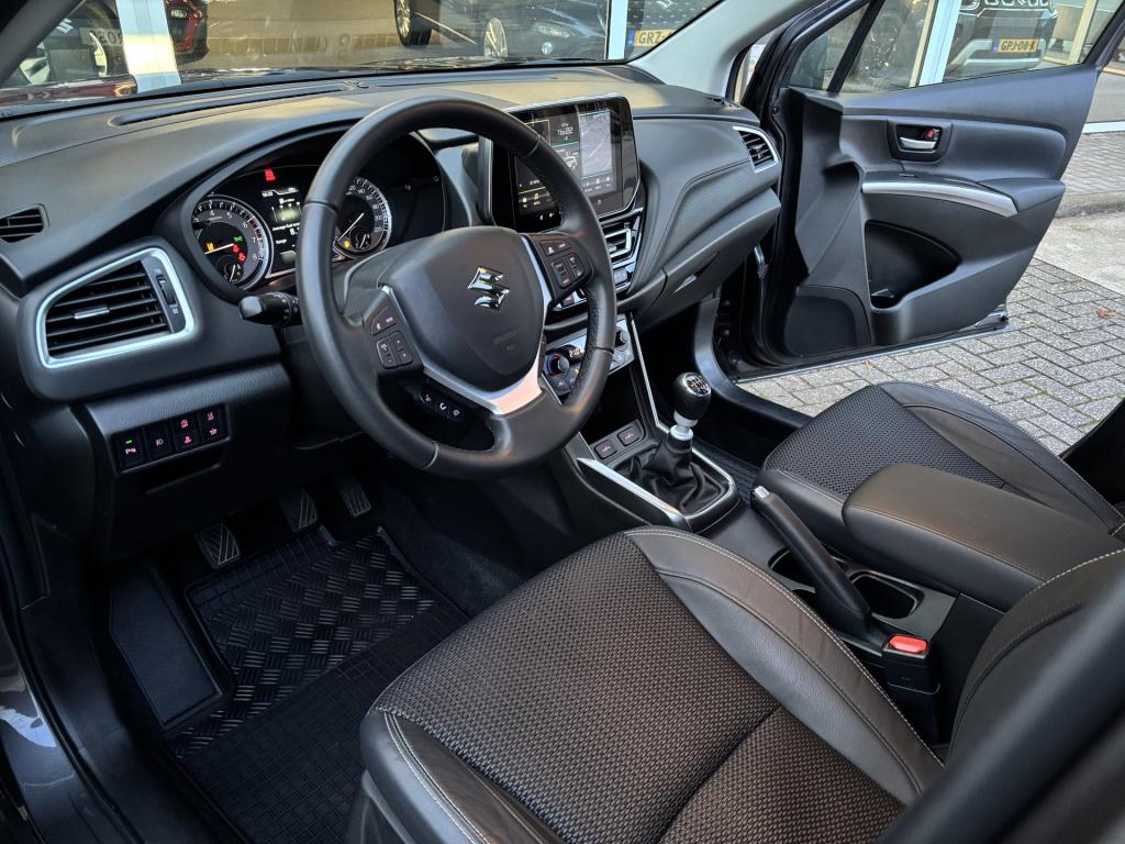 Suzuki Sx4 S-cross style 1.4 boosterjet smart hybrid