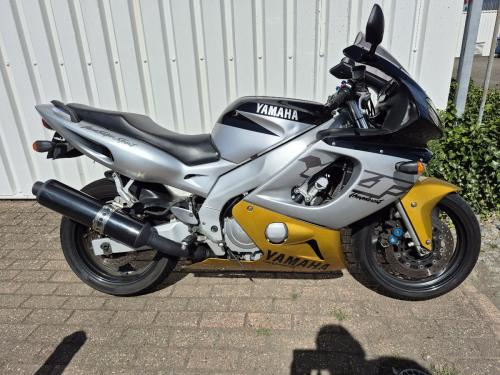 Yamaha Thundercat YZF600, sportieve toermotor