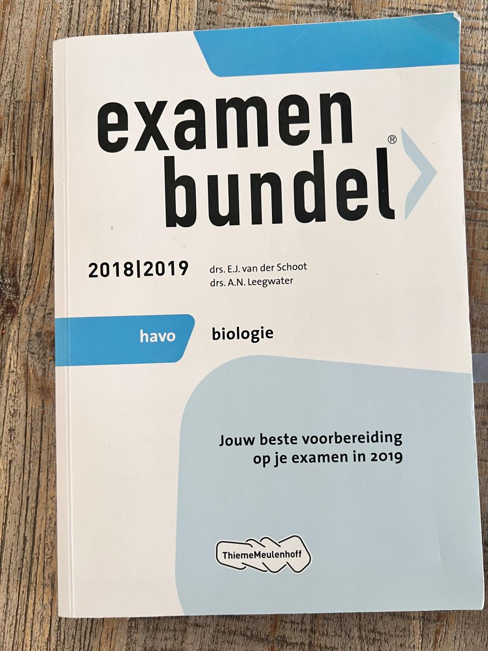 Examenbundels scheikunde, biologie, engels, nederlands 2018/2019