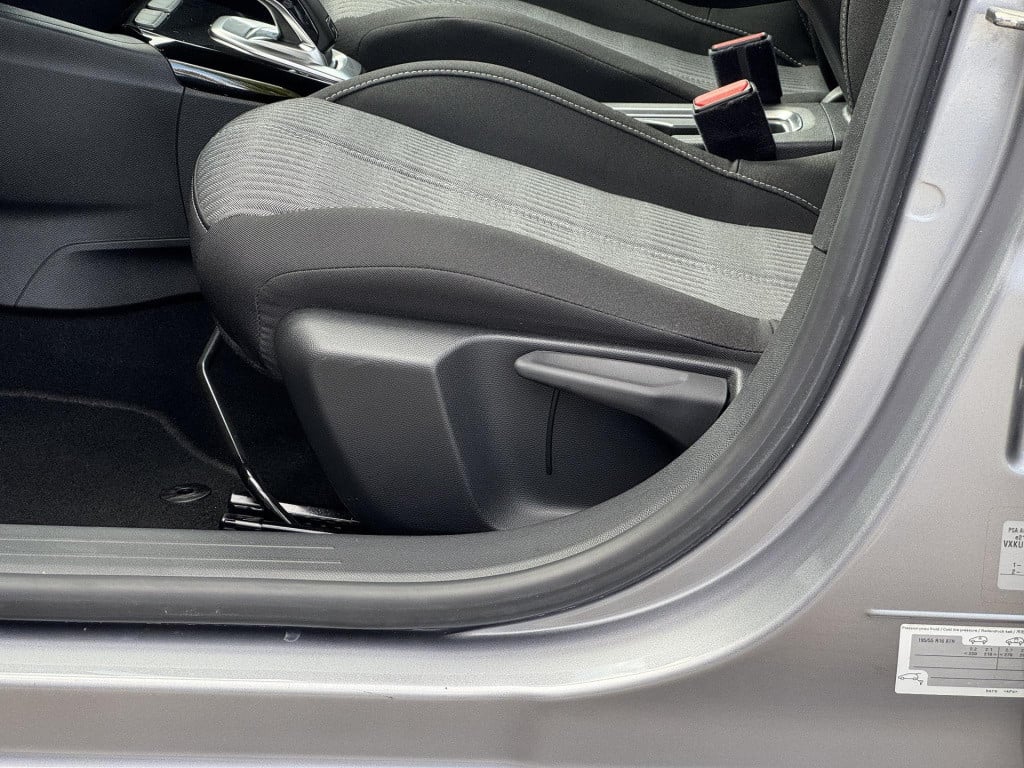 Opel Corsa 1.2 edition automaat | apple carplay/android auto | stoelverwarm