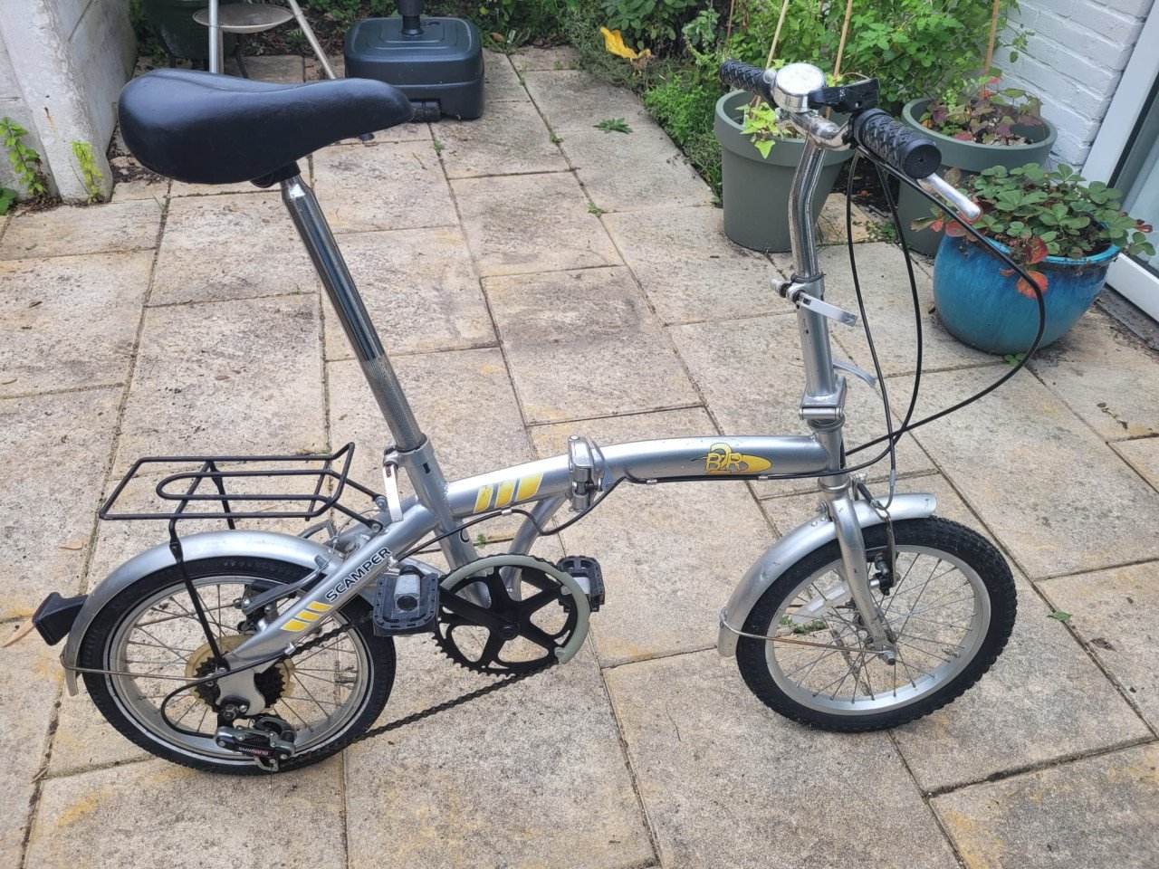 B2R Scamper vouwfiets grijs – 6 versnellingen + 2 reserve binnenbanden