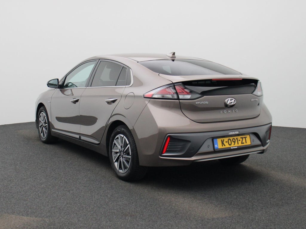 Hyundai Ioniq comfort ev 38 kwh | automaat | navigatie | apple carplay / an