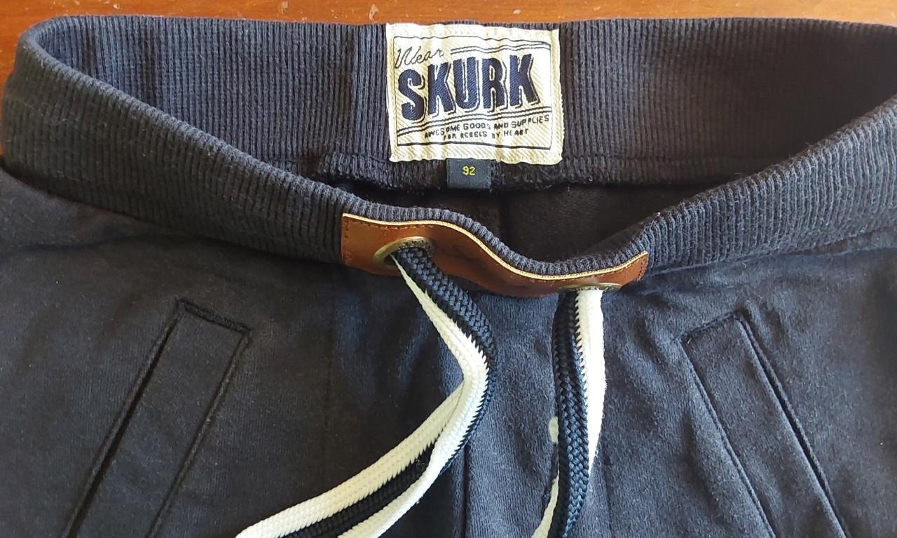 Nieuwe korte broek van het merk Skurk in maat 92