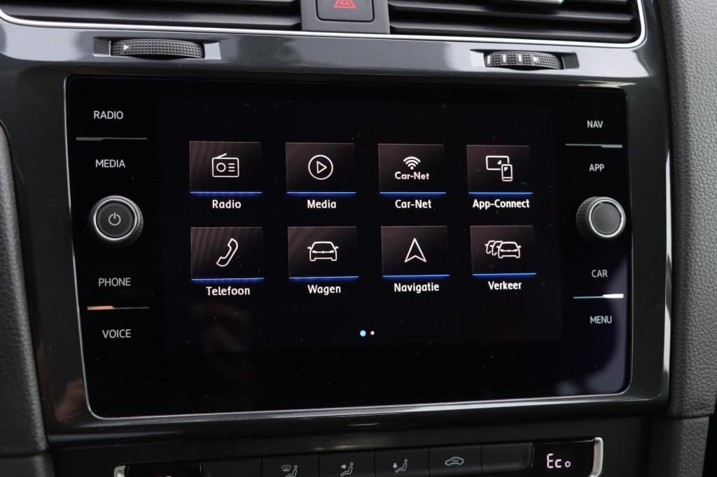 Volkswagen E-golf e-edition | soh 94,3% | navigatie | parkeersensoren | dri